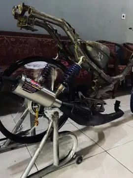 Sementara ngene sik🦆#agstyle#fizr#fizrindonesia#fizr_2stroke#fyp#twostroke#303gank#lewatberanda 
