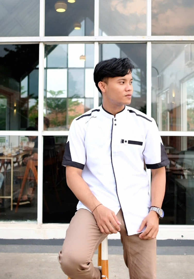 Nah bagus banget ootd cowok yang kekinian gak bosen-bosen dilihat malah pingin ngliatin terus kan🤭🤩 Buruan jangan hanya dilihat dibeli dan cobain sekarang buktikan 🔥🛍️#bajumurah #rekomendasioutfit #elrumishopindonesia #bajukoko #bajukokopria #ootdkokomuslim #fyppppppppppppppppppppppp 