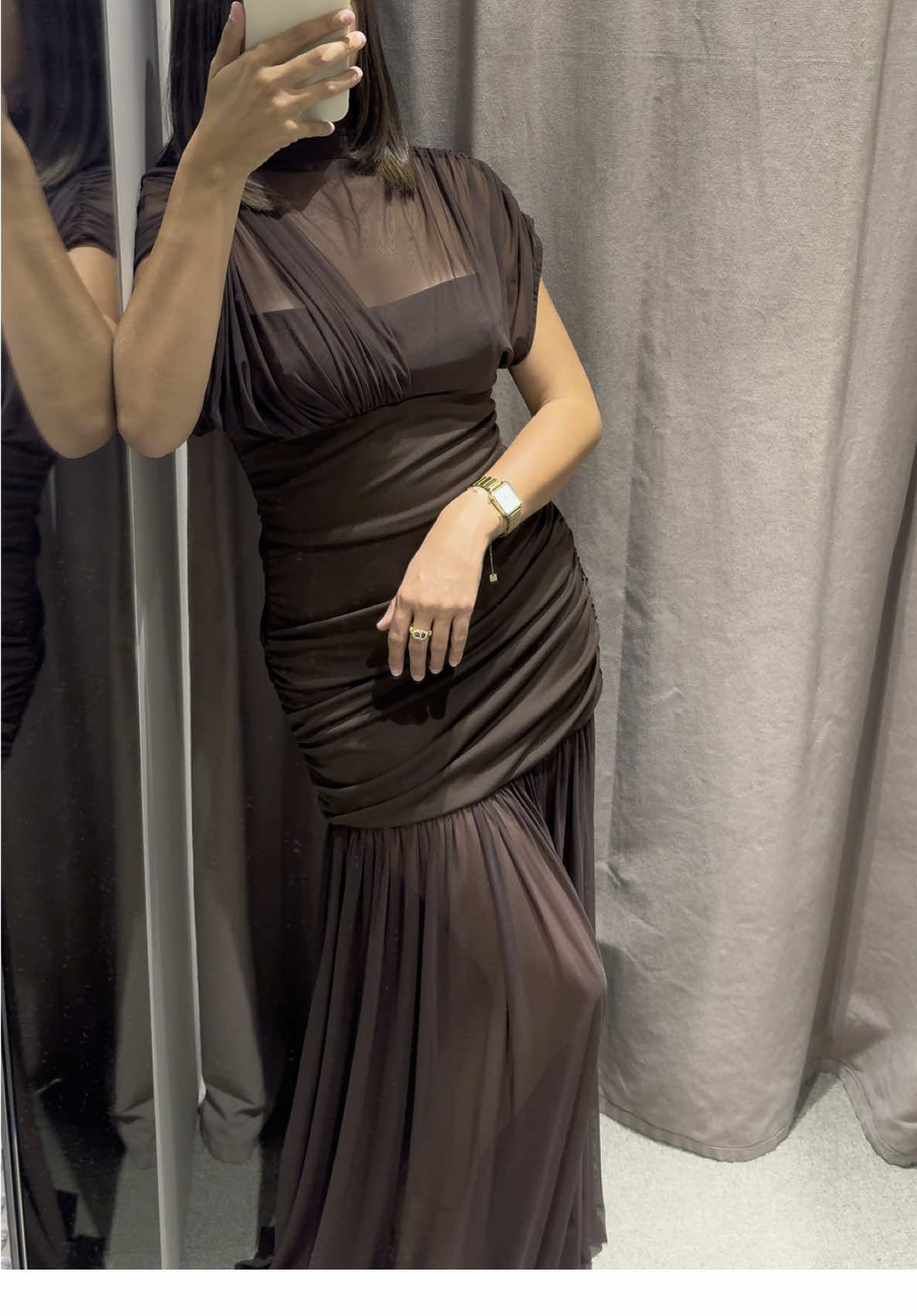 This dress = perfection for your next event  #zara #zaradress #zaranewin 