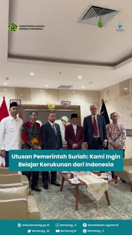 Suriah ingin belajar dari Indonesia dalam membangun kerukunan antarumat beragama. Hal ini disampaikan Mohammed Zakaria Labadibi saat bertemu Menteri Agama Nasaruddin Umar di Jakarta.  Zakaria menyebut Indonesia sebagai contoh harmoni sosial yang berhasil. Ia menegaskan bahwa pemerintah baru Suriah menolak sektarianisme dan mengedepankan kesatuan nasional. #Kerukunan #ModerasiBeragama #Suriah