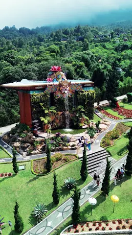 Langkah kecilmu, warna besar untuk hatimu🤩 --- The Blooms Garden Bali🌻 📍Br. Batusesa, Candikuning, Baturiti, Tabanan, Bali. . #thebloomsgardenbedugulbali #thebloomsbali #ulundanuberatan #nature #tbg #bedugul #bali