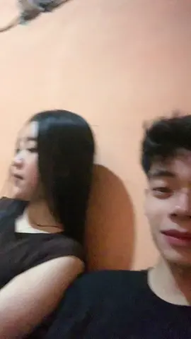 uweeee @Salinaa 
