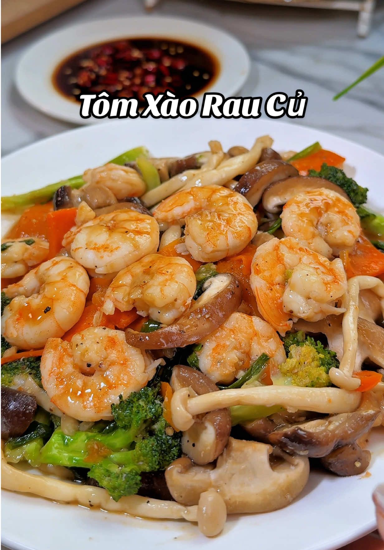 Xào kiểu này, tôm thấm đậm đà, rau thì giòn rụm – ăn 1 tô cơm là không đủ đâu #monngondelam #bepnha #ancomnha #tomxaoraucu #fyp