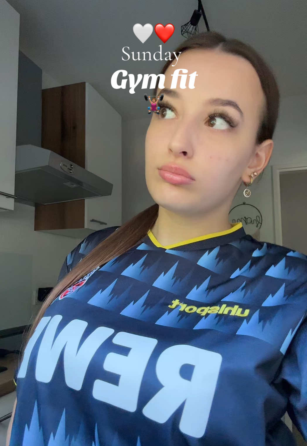 Outfit for the Gym ✨ #fyp #cologne #germany #gymfit #gymcheck #fcköln #gymmotivation 