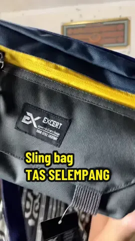 Tas selempang pria by excert #tasselempang #tasselempangmurah #tasselempangexcert #excerttasselempang #excert #tasselempangsimpel #handbag #slingbag 