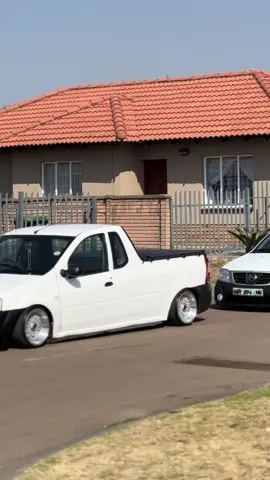 #np200stance #stanceisnotacrime #stancecar #bagged #kasistance #stancelifestyle #stancenation 