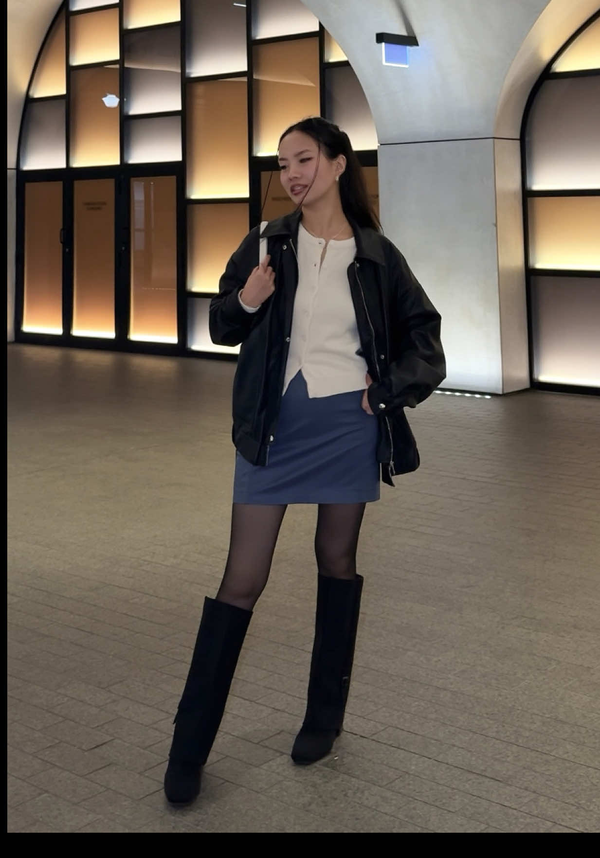 OOTD: @vivaia_official - shoes+shaft @coach - bag @zara - leather jacket @hm - leather skirt @valleygirlau - cardigan @shein_au - stockings #vivaiashoes #coachbag #zara #valleygirl #shein  