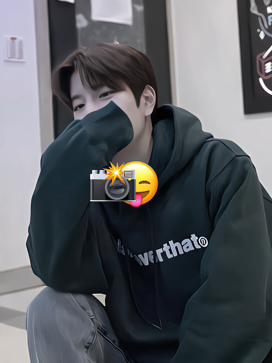 Replying to @_.mayyyyy7 cakep amat cowokuuu😜👆 #seungmin #straykids #fyp #4u #foryou 
