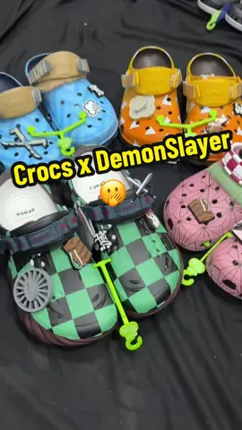 Crocs x Demonslayer 😮‍💨⚔️ làm shop càng muốn mang ngay đôi này đến rạp hôm 15/8 quá điii #crocs #vohanthanh #infinitivecastle #demonslayer #tanjiro #zenitsu #nezukochan #innosuke #thanhguomdietquy🖤 