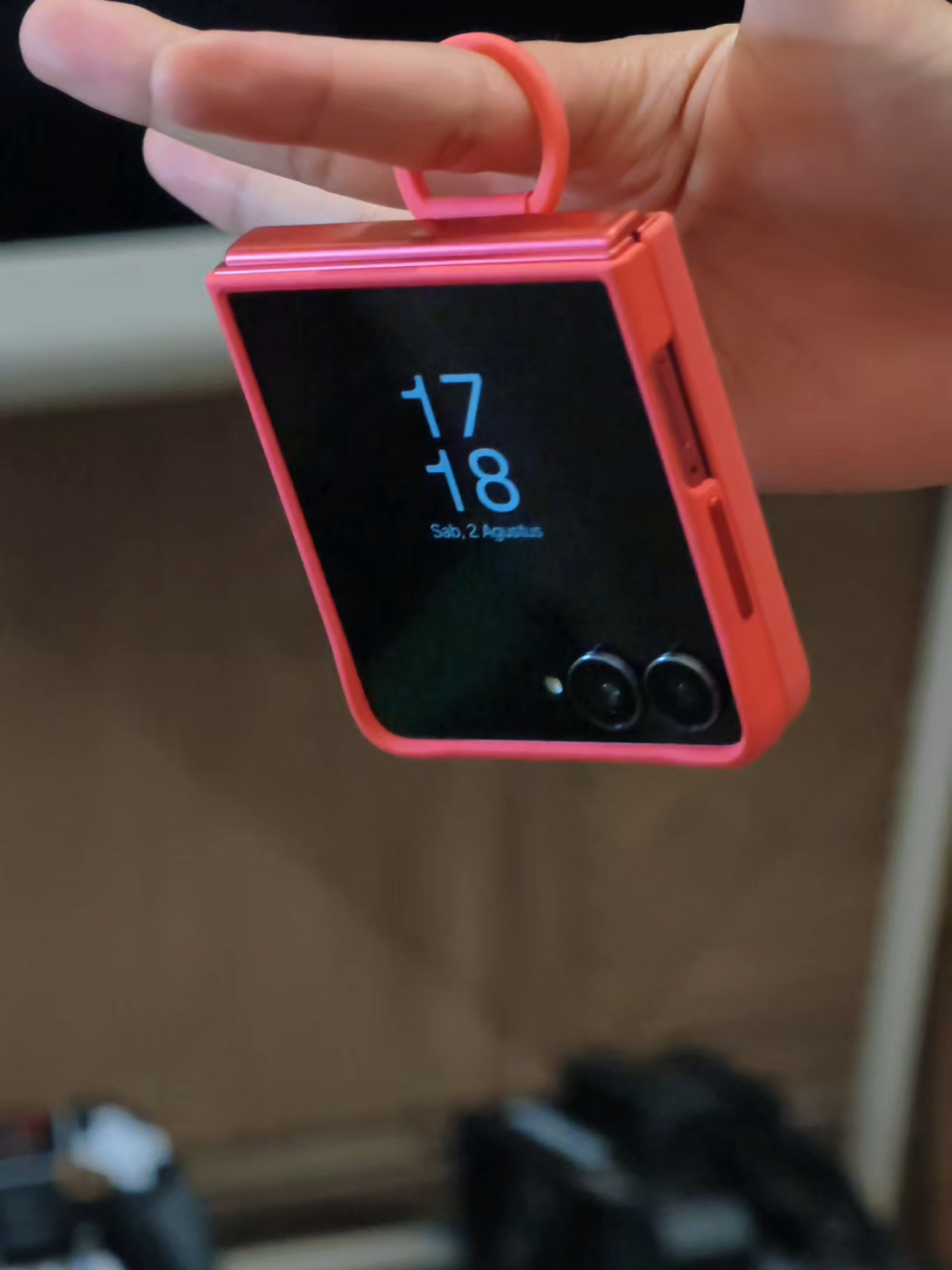 Z Flip7 coralred emang secakep itu 😍