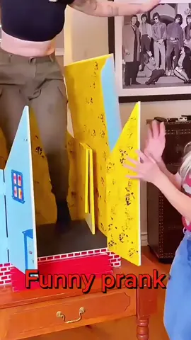 Funny prank 😂 #tunnyprank #prankvideo #prankscare #jumpscare #prankcouples #foryou 