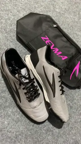 Sepatu futsal reflektif under 200k #sepatufutsal #sepatufutsalreflectif #sepatufutsal100ribuan #futsal #viral 