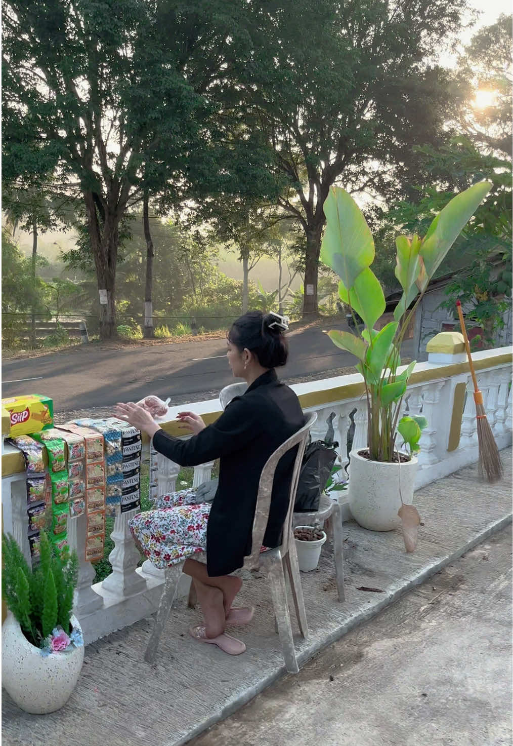 Lengah dikit semua dijual