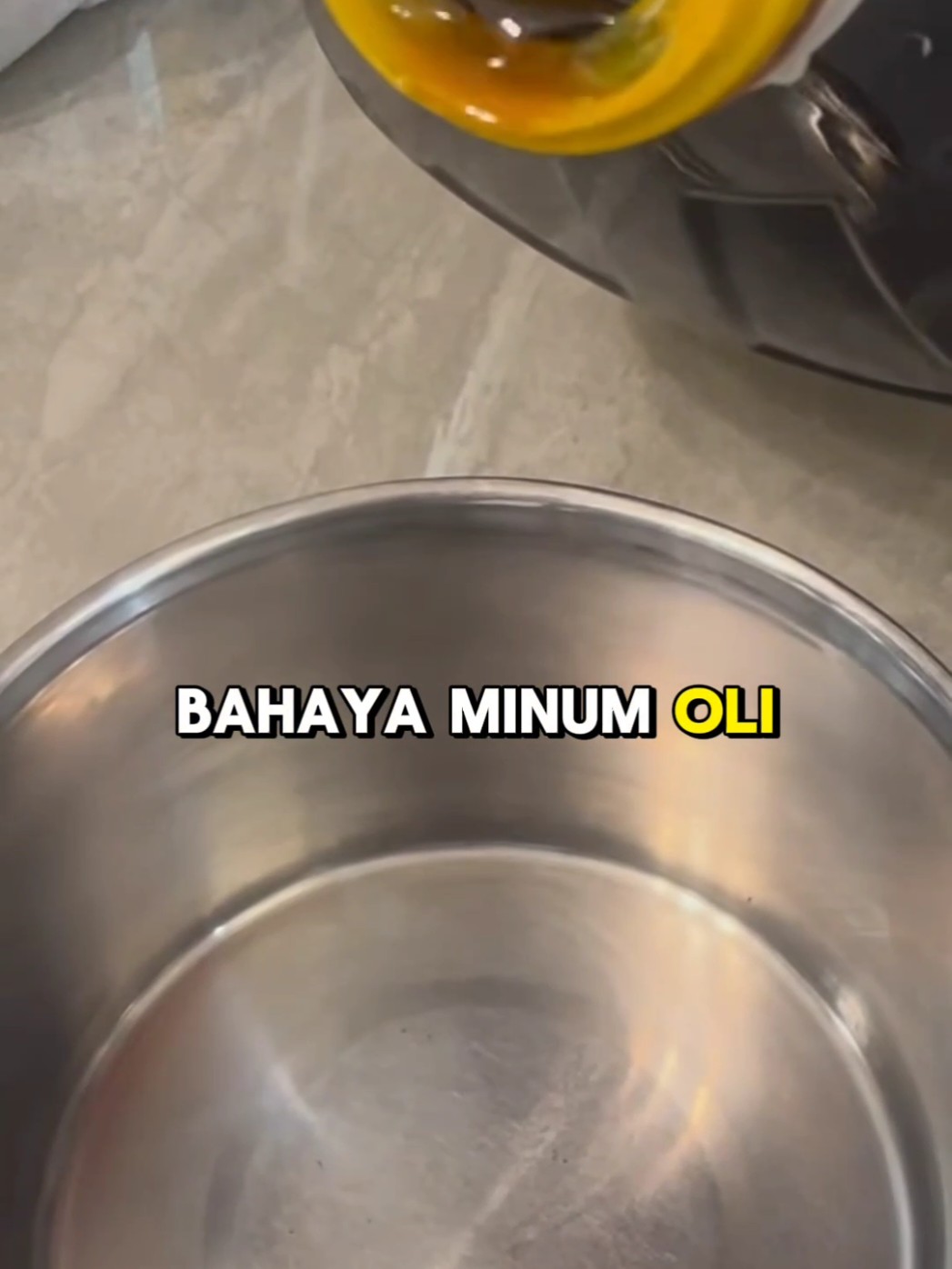 Bahaya minum oli samping‼️ jangan coba coba‼️#fyp #foryoupage #masukberanda #masukberandafyp #bismillahfyp 