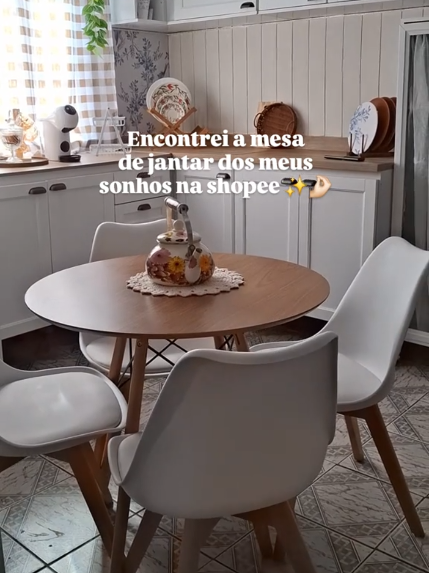 Confira Kit 4 Cadeiras Saarinen Wood + Mesa Redonda 70cm - FENDA STORE com 40% de desconto! Encontre na Shopee agora! https://s.shopee.com.br/1VohMEFuOi?share_channel_code=1 #vaiprofy 