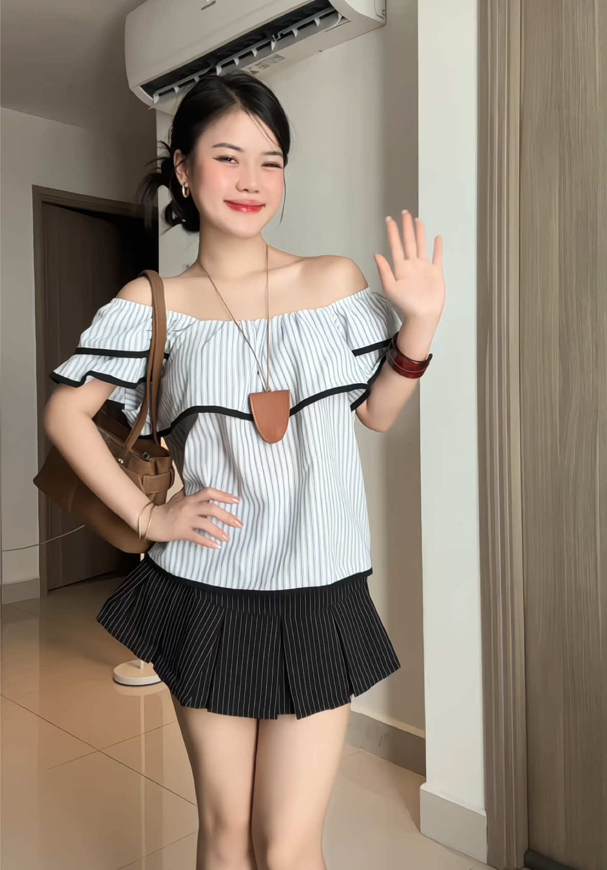 Bận đánh phấn chứ thời gian đâu mà đánh ghen 🥰 #tudoquynhper #phoido #bienhinh #aobanhbeo #aotrevai #aotaybong #susstore 