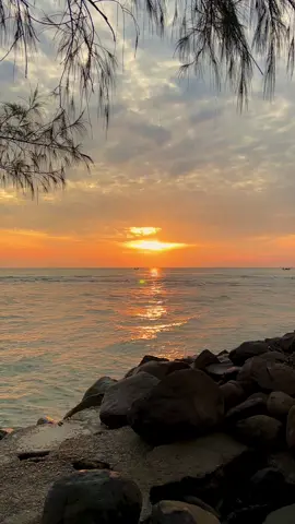 Ungkap aja di sini gpp kok..