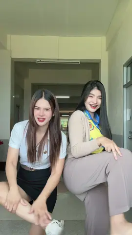 ช่วยด้วยไม่มีถือกล้อง 😂 @eyewtd_ 