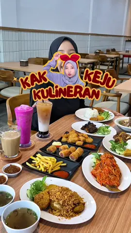 Warga Siantan wajib cobain restoran yang satu ini nih 🤩 Menu nya super beragam tinggal pilih sesuai selera 🤤 #kulinerpontianak #makananpontianak #ayampontianak #rekomendasikulinerpontianak #rekomendasimakananpontianak