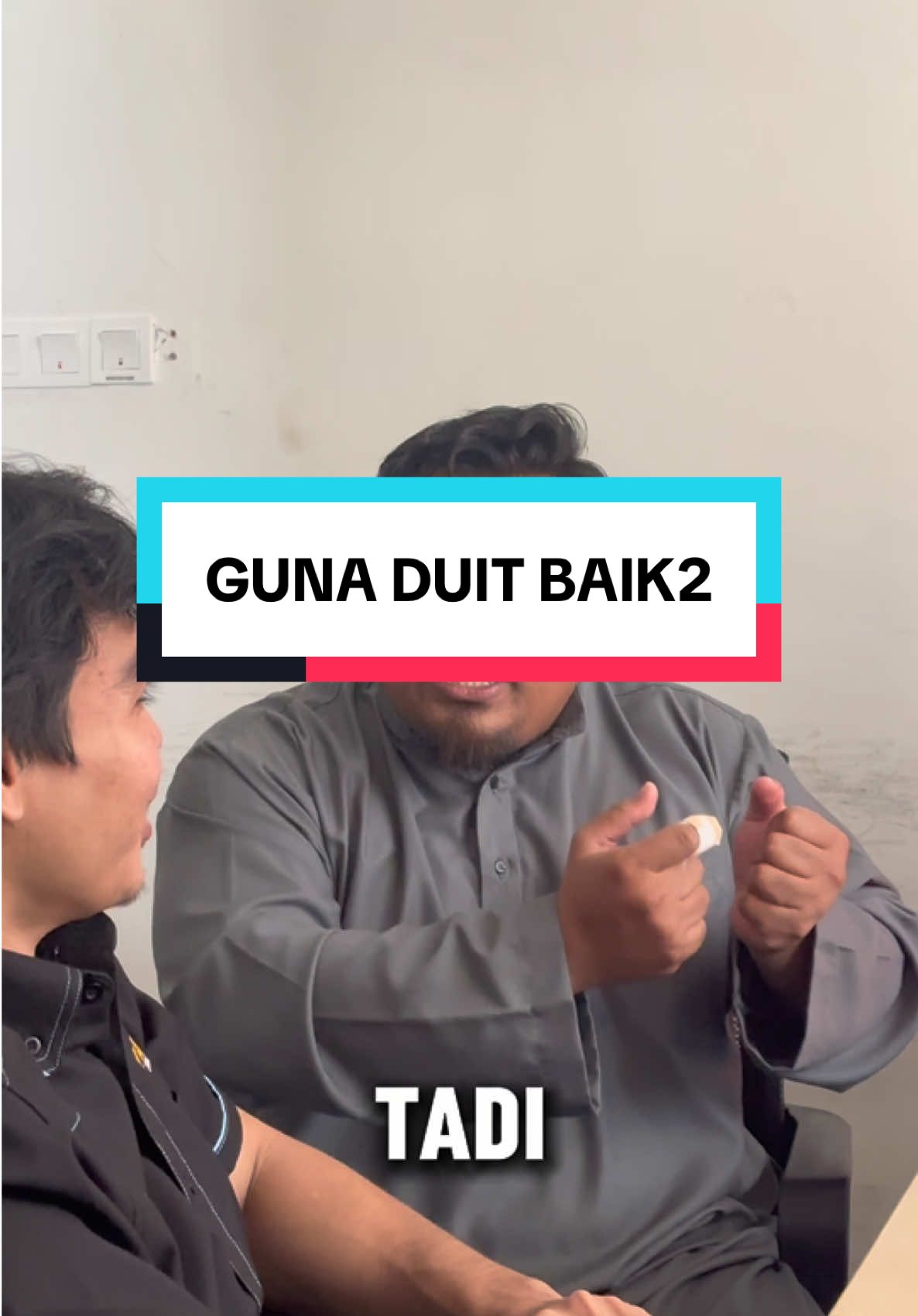 “Duit tu amanah. Kalau kita guna untuk bantu orang, itu pahala yang berjalan.  Tapi kalau asyik duk kutuk orang yang tengah usaha, apa yang kita dapat?” #CariRezekiHalal #MSEAi #GunakanDuitElok2 #UstadFarhieSyamil #TazkirahMalam    