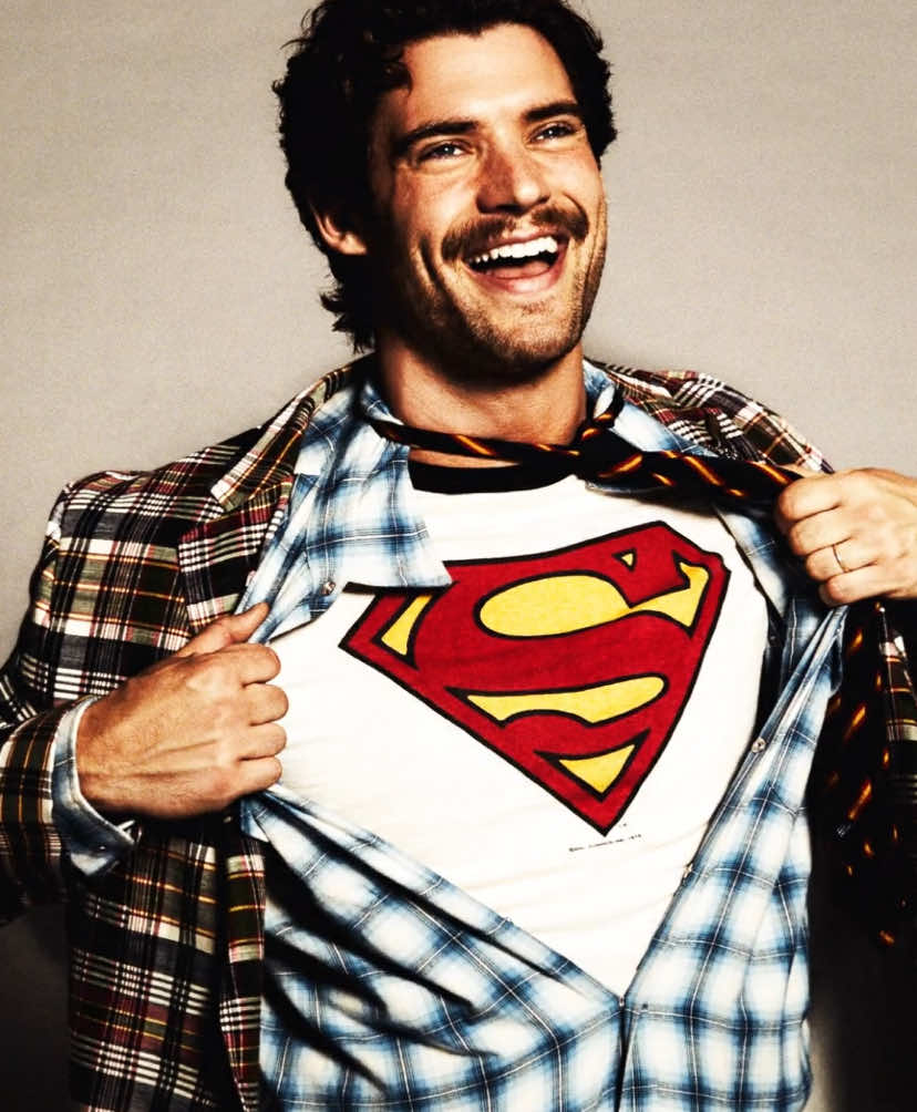 first pic transition edit since like 2023 Heyyy #davidcorenswet #superman #clarkkent #edit #fyp #blowup #aftereffects #ae ac hyezru cc mine 🤗