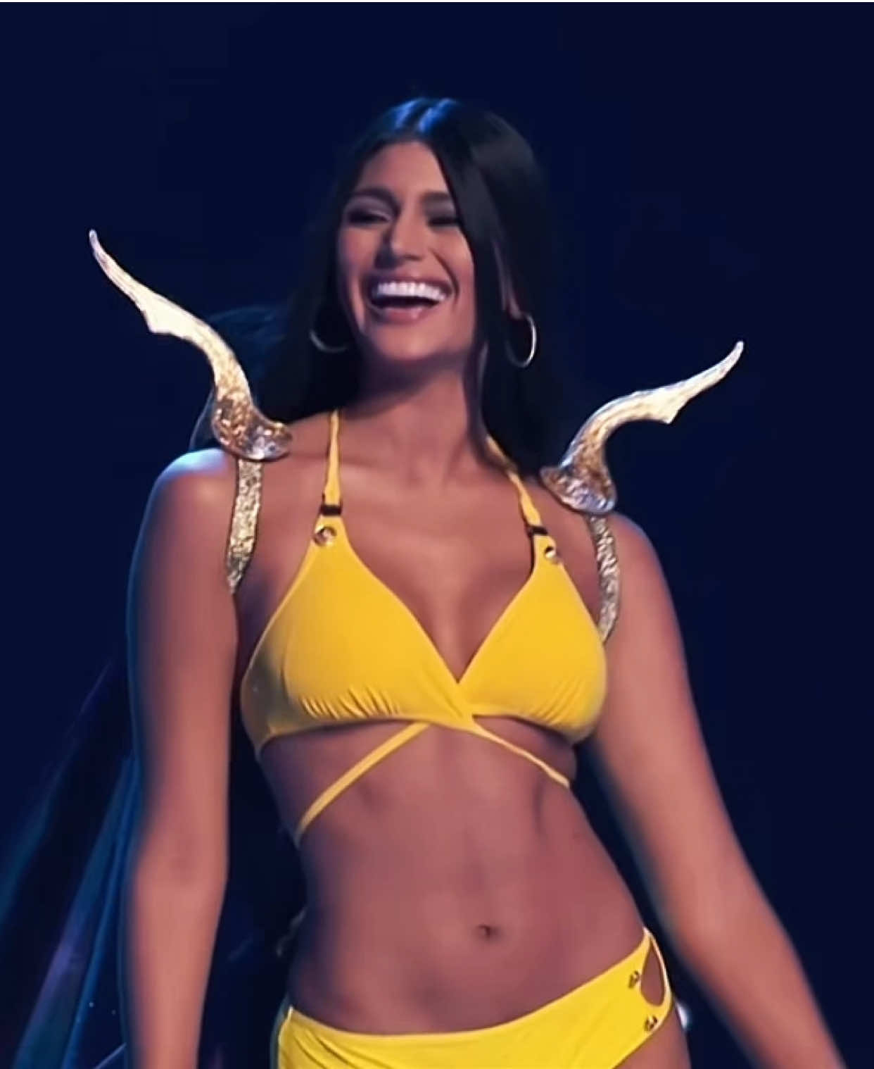 Miss universe 2018 swimsuit competition. #missuniverse #missuniverse2018 