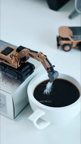 The controls feel so real! This mini excavator is next-level realistic—and it seriously makes my day whenever I need to chill. #rc  #rctoy  #miniexcavator  #remotecontrol  #rcfun