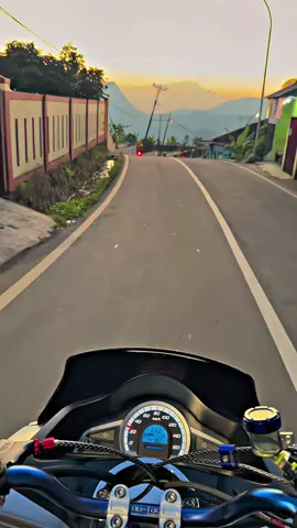 puncak 2 🥶 #pcxcbuthailand #pcx150ล้อ17แต่งสวย #pcxcbugabut #puncak2 #puncakbogor #pcx150honda 