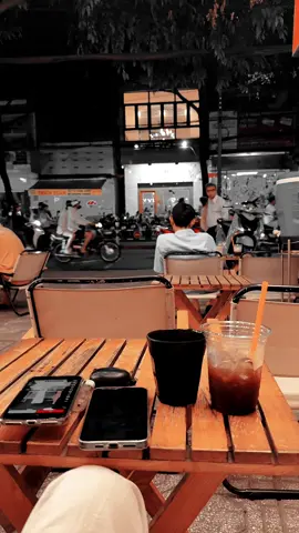 Rồi chúng ta đều sẽ ổn cả, chỉ tiếc là không còn như ngày xưa. Ngày mà anh tưởng như mình sẽ có một gia đình Hạnh Phúc, nhưng đúng lúc anh khó khăn, vấp ngã cũng là lúc em rời bỏ anh mà đi… #TTMHĐ 