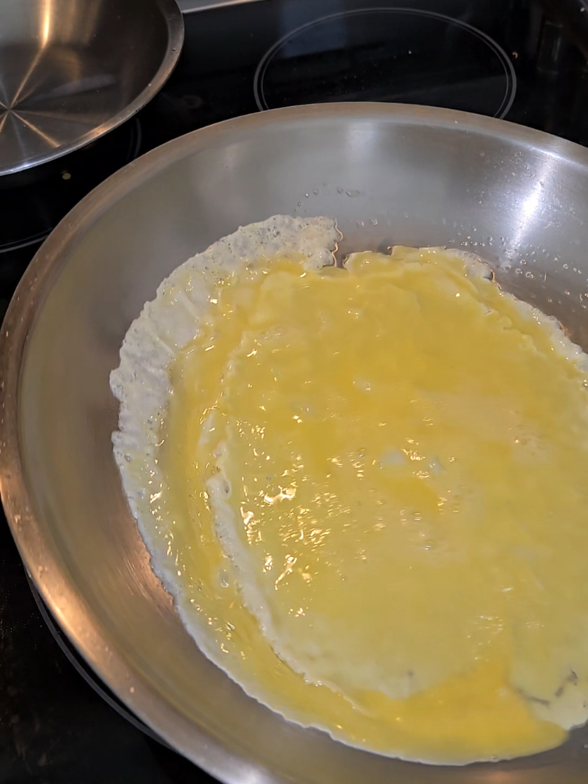 eggs don't stick on stainless steel pans anymore when using the glide method 