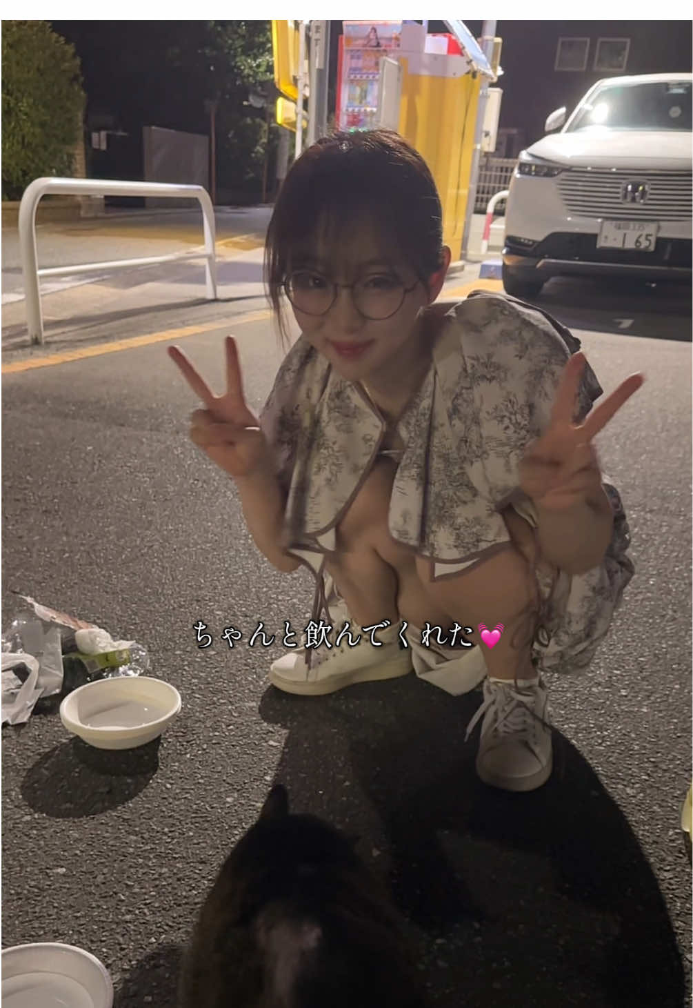 今日は私の特技パート②「猫との会話」🐈 くろろちゃんの皮膚サプリも✌️ #猫 #野良猫 