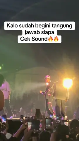 Tiba tiba sound mati.Konser juan reza.masyarakat Kab.Ende yg hadir cukup kecewa dengan Sound sistem#ende #konser #ntt #fyp #nttpride🏝🔥 