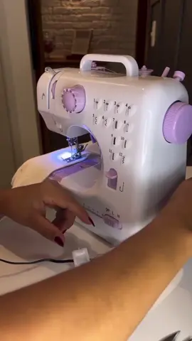 Mini máquina de costura 12 pontos 🪡. #creatorsearchinsights #tiktokshop #fyyyyyyyyyyyyyyyy 