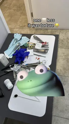 yes those are my dentist’s tools after they tortured me 🦷 #CapCut #lizard #fyp #trending #foryou 