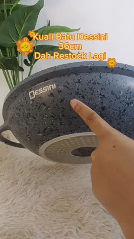 Kuali Batu dessini size 36cm dah restock 2 warna, merah & grey,  hari ni seller tengah buat promo #dessini #dessinicookware #kualidessini #cookware 