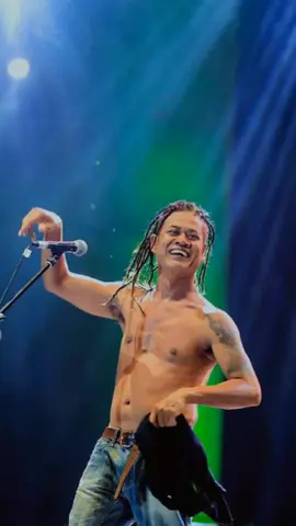 musisi kebanggaan  Tony q Rastafara  #❤️💛💚 #yoman #musik #reggae #toniqrastafara #fyppppppppppppppppppppppp 