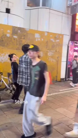 He was looking around curiously and crossing the street in the middle of bustling Osaka. Sunghoon honestly looked so boyfriend-coded and handsome. I don't know what it was, but l really hope it gets released soon..🤍😘#sunghoon #enhypen #fyp #osaka 
