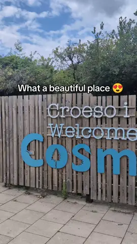 What a gorgeous place 😍 thank you @Sophie Nash for this beauty spot! #placestovisitinsouthwales #hiddengems #daysoutwithkids #daysoutinsouthwales #cosmestonlakes 