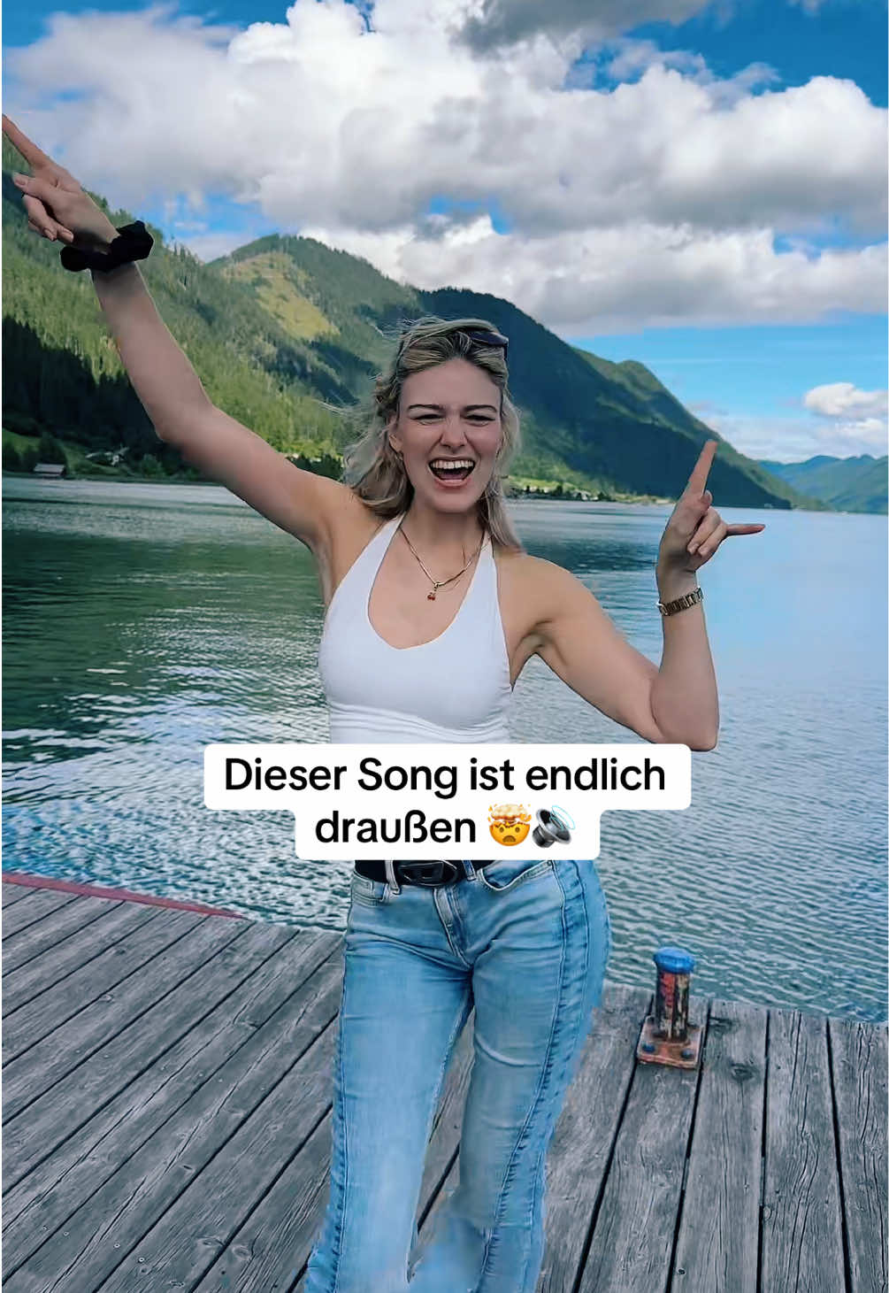 Hab ihr schon reingehört?🥳🔊 #fyp #mama #fürdich #newmusic #viral #rave 
