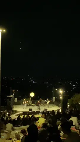 Rekomendasi tempat nongkrong syahdu yang ada live musicnya di Jogja ✨🍃#fyp #puncaksosok #jogja #jogjahits #nongkrongjogja #aboutyou #livemusic #storywhatsapp 