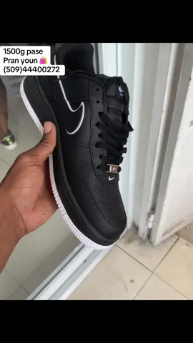 Livraison disponible tout kote 🛍️#airforce #creatorsearchinsights #disponible #nike 