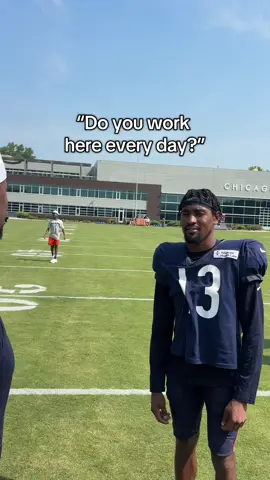 All jokes… But this team has been putting in the work day in and day out! 💪🏽🐻🏈 #bearsfest2025 #chicagobears #sundayfootball 