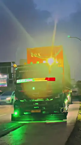 #drivermudapunyacerita #trukmaniaindonesia 