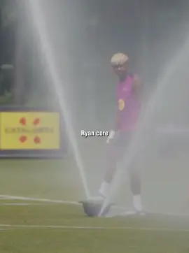 Yamal is still a kid🤦‍♂️😂 #viscabarca #fcbarcelona #lamineyamal #football #goviral #fyp #den0xlyy
