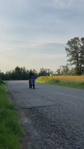 WALK THA SUMB*TCH!🤠 #rideordie #60ftkilla #vpracing #jockey #dragbike #clutchhand 