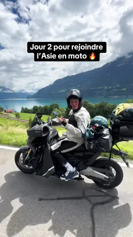 Jour 2 pour rejoindre l’Asie en moto 🤣 La nuit nous a stoppé mais on a réussi à avancer jusqu’à la frontière italienne c’est incroyable 🇮🇹 #explore #roadtrip #moto #xadv #travel 
