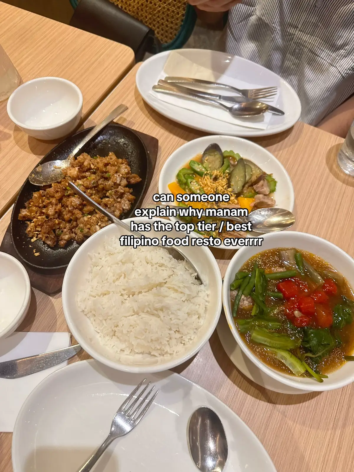 Why yes whyy #fyp #filipinofood #manam #restaurant #filipino #philippines #Foodie 