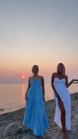 🌅🌊#fyp #sunset #prettygirls 