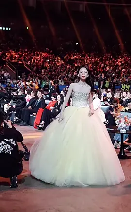 Angelababy ✨ #angelababy #angelababy楊穎 #angelababy杨颖💖 #mynhantrungquoc #cbiz_🍀 #weibonight 