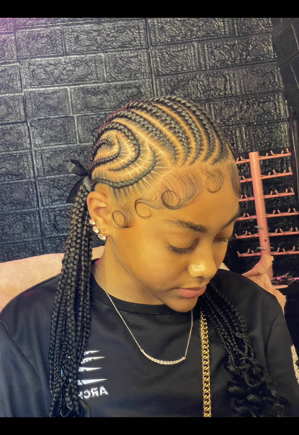 These are so neat and crispy😍should I just start servicing kids too🤔 #fypシ゚viral #viral #hairtok #stitchbraids #atlhairstylist #fylpシviralシ #atlantahairstylist 
